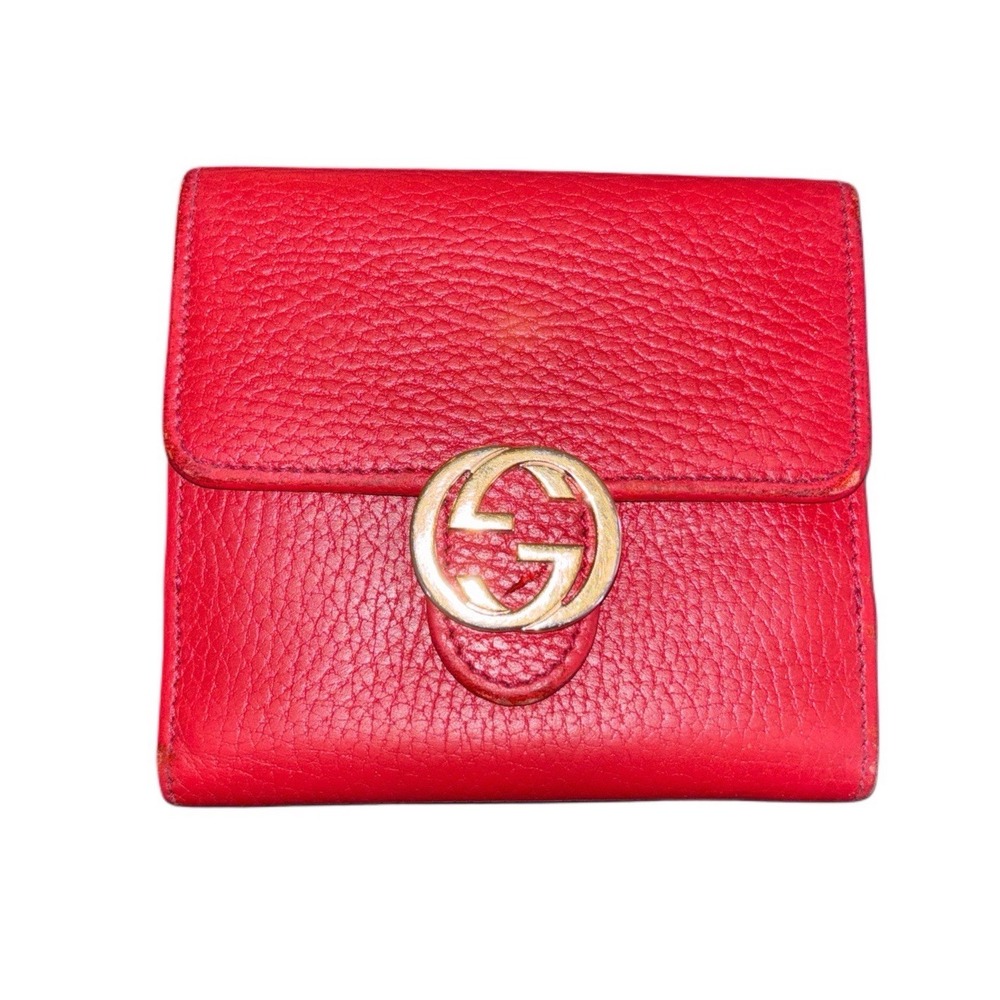 Gucci Red Pebbled Leather Interlocking G French Bifold Wallet Gold Hardware